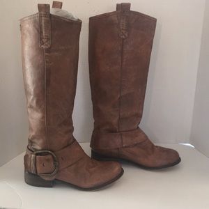 Steve madden tall distressed leather buckle boots